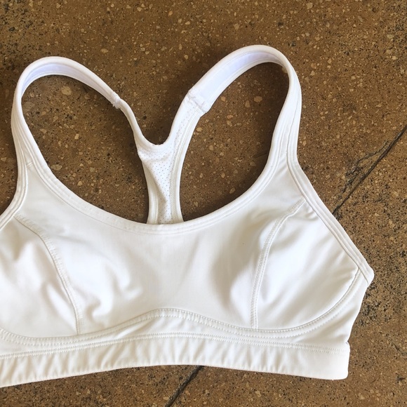 Perfect vintage white Champion sports bra - Picture 2 of 4
